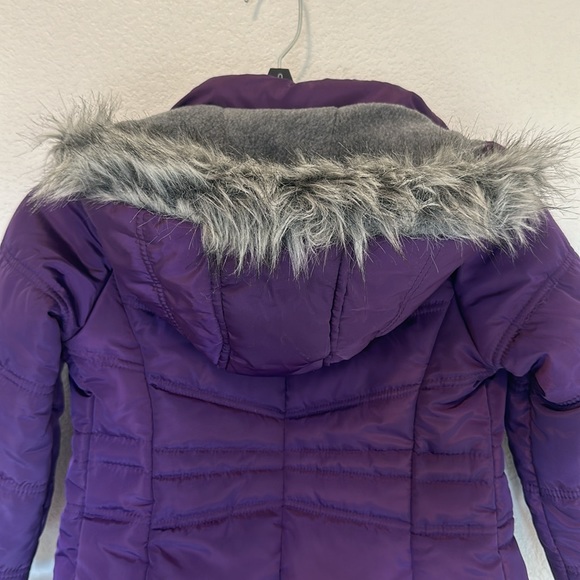 Calvin Klein Hooded Winter Puffer Jacket - Picture 4 of 6